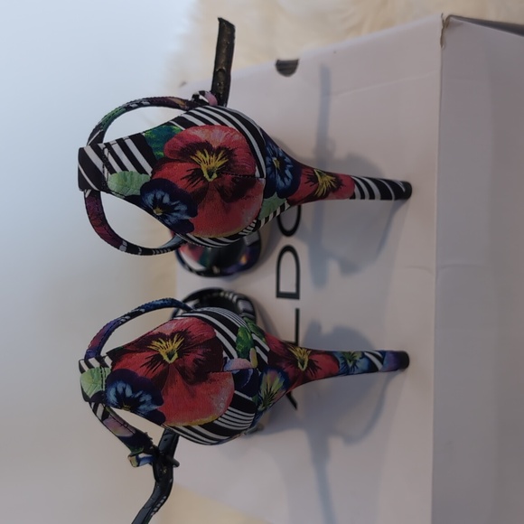 Aldo floral heels - Picture 5 of 8
